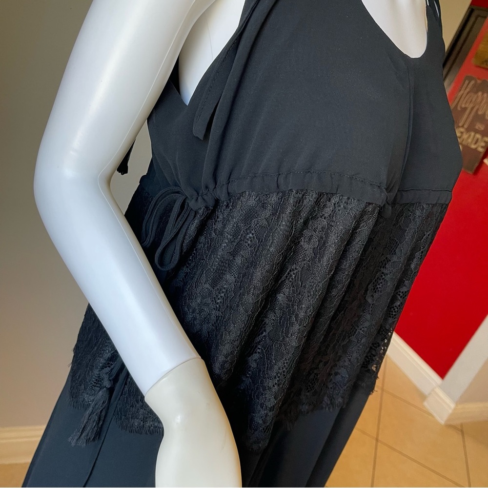 Chiffon Lace-Trim Maxi Dress
Size small
New with tags
Brand is Forever 21 - Picture 9 of 14